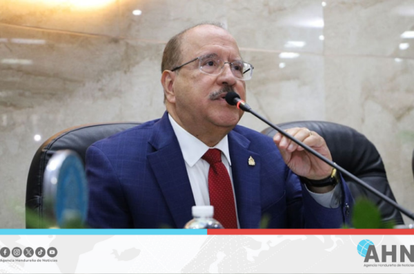 Autoridades hondureñas detallan prioridades del Presupuesto General 2025