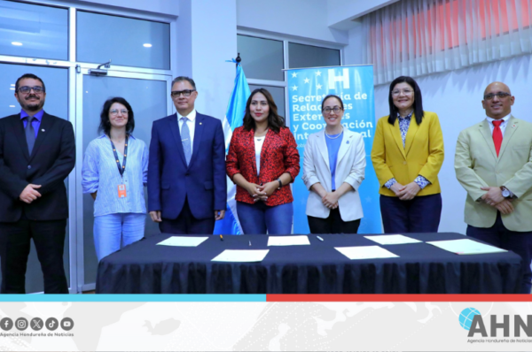 Honduras firma Carta de adhesión al protocolo de atención a personas retornadas