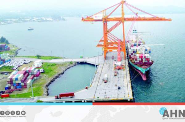 Honduras destaca avances en modernización de la Empresa Nacional Portuaria