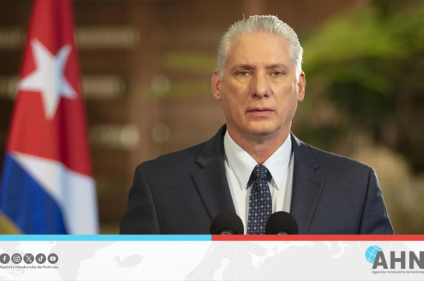 Presidente cubano convoca a marchar este 1 de Mayo contra el fascismo