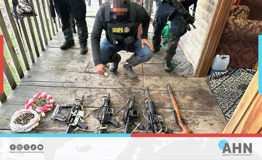 Policía antidrogas incauta armas y munición en zona norte de Honduras