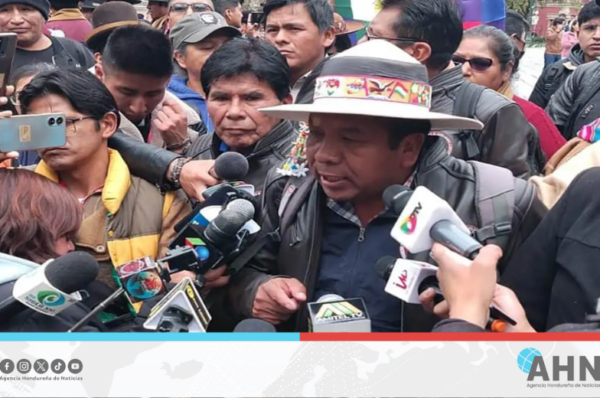 Campesinos de Bolivia anuncian movilizaciones para exigir candidatura de Evo Morales