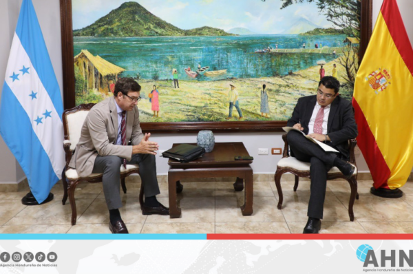 Reunión diplomática fortalece lazos bilaterales entre Honduras y España
