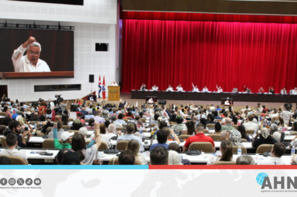 Delegados del mundo reafirman apoyo a Cuba en encuentro internacional