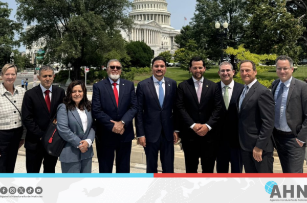 Canciller de Honduras realiza gira público-privada en EEUU