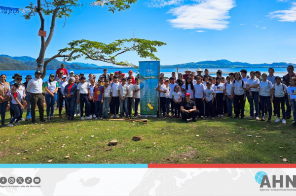 Autoridades hondureñas fortalecen protección ecológica del Lago de Yojoa