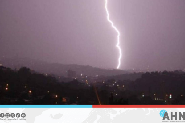 Reportan lluvias con actividad eléctrica en Honduras
