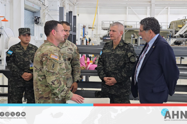 Participa Honduras en relevo militar conjunto con Estados Unidos