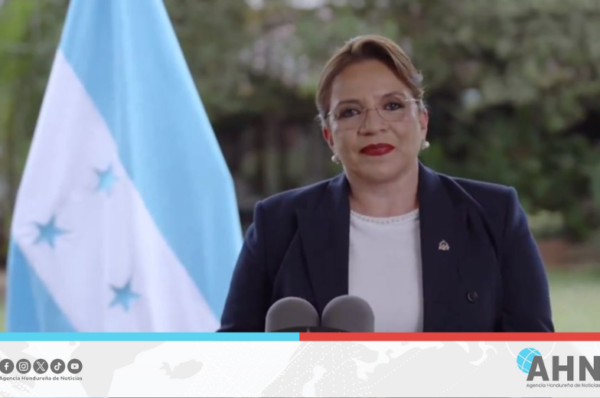 Presidenta de Honduras llama a defender Constitución y libertad electoral