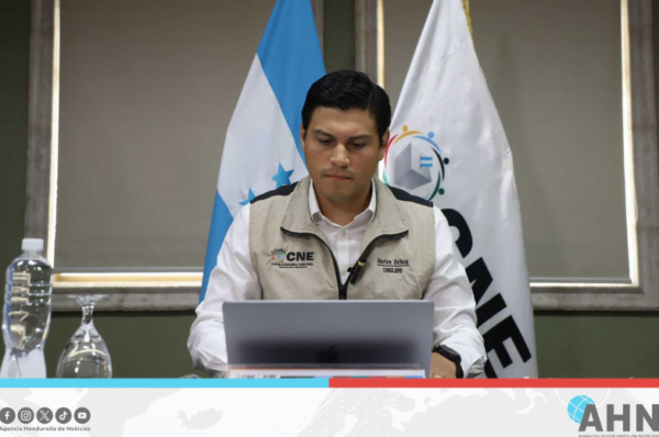 Consejero electoral hondureño advierte ilegalidad en intervención humana del sistema TREP