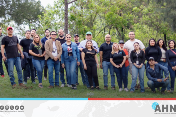 Procuraduría hondureña impulsa jornada de reforestación para proteger recursos naturales