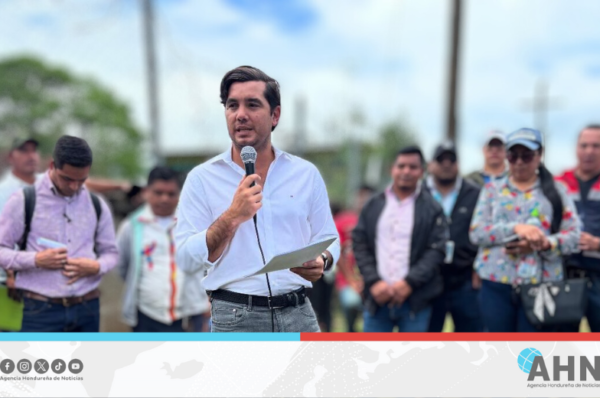 Secretario hondureño de Infraestructura anuncia 42 nuevas obras viales rurales