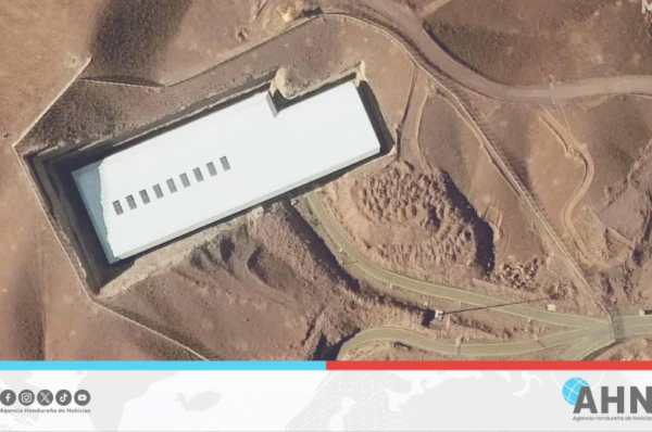 Irán califica como menor el ataque contra instalación nuclear