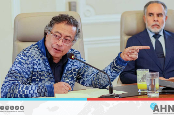 Presidente de Colombia convocará a consulta popular ante el pueblo