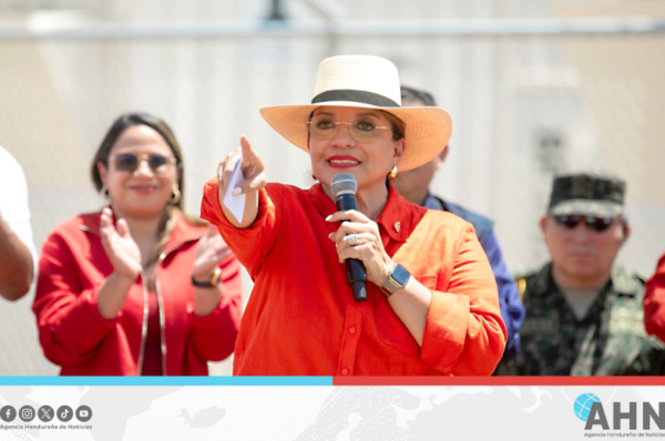 Resalta Presidenta de Honduras continuidad de obras en proceso refundacional