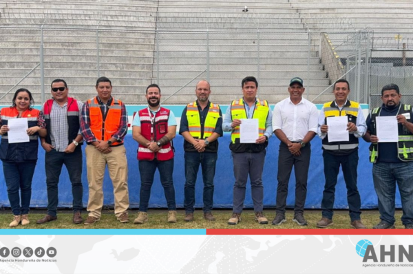 Anuncian construcción de moderno centro comercial en estadio hondureño