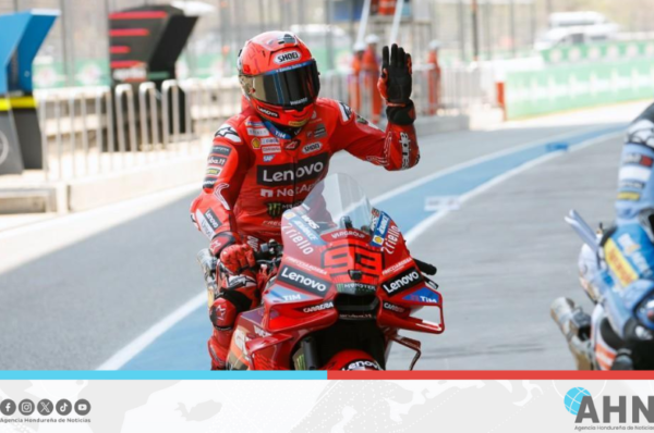 Piloto español lidera el campeonato mundial de motociclismo