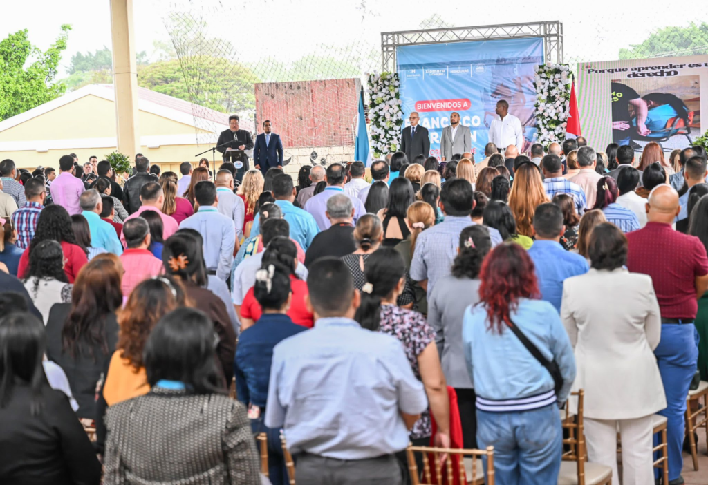 Francisco Morazán es declarado como departamento número 17 libre de analfabetismo en Honduras