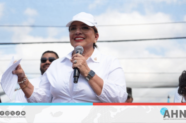 Presidenta Castro destaca inversión en zona central de Honduras