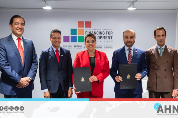 Honduras acuerda financiamiento con OPEP para inclusión social