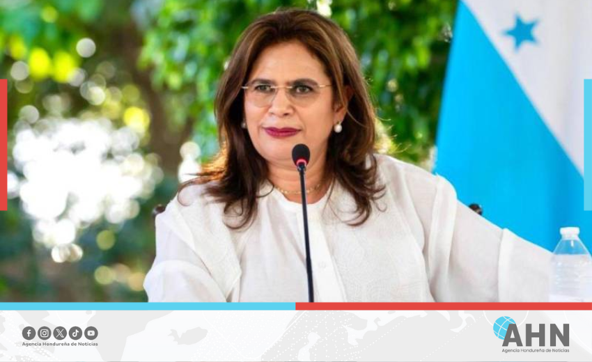 Candidata Rixi Moncada exige investigar uso de fondos públicos y suspender a diputada hondureña