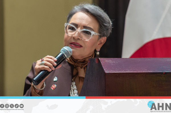 Ministra de Honduras llama a confrontar discursos de odio contra el Partido Libre