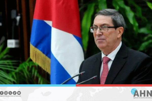 Cuba agradece a Presidente Maduro por su solidaridad ante sanciones de EEUU