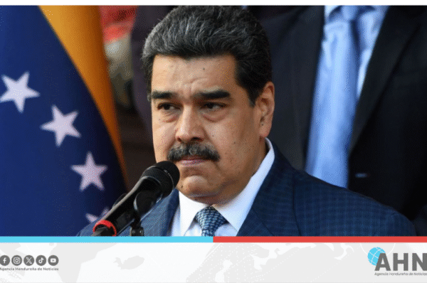 Presidente Maduro reitera propuesta de una Cumbre Mundial de Paz
