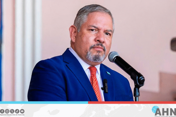 Cuestionan a oposición de Honduras por celebrar fin del TPS