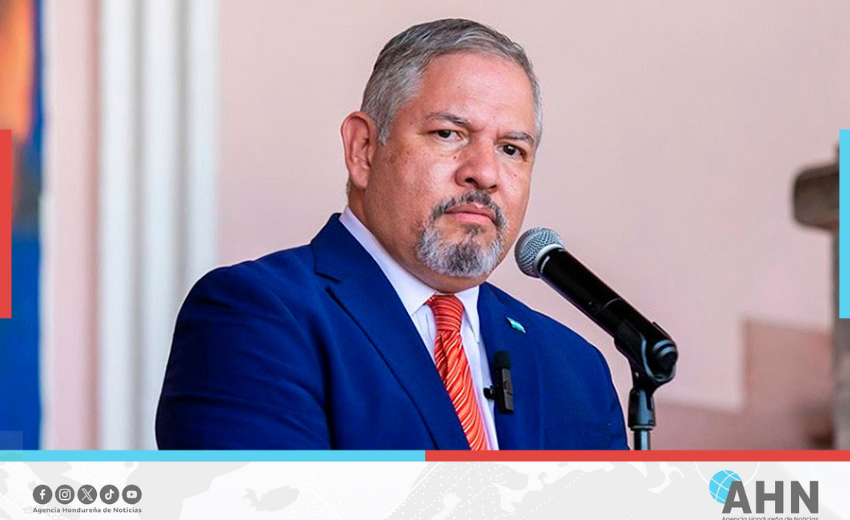 Designado presidencial hondureño critica a opositores por celebrar fin del TPS