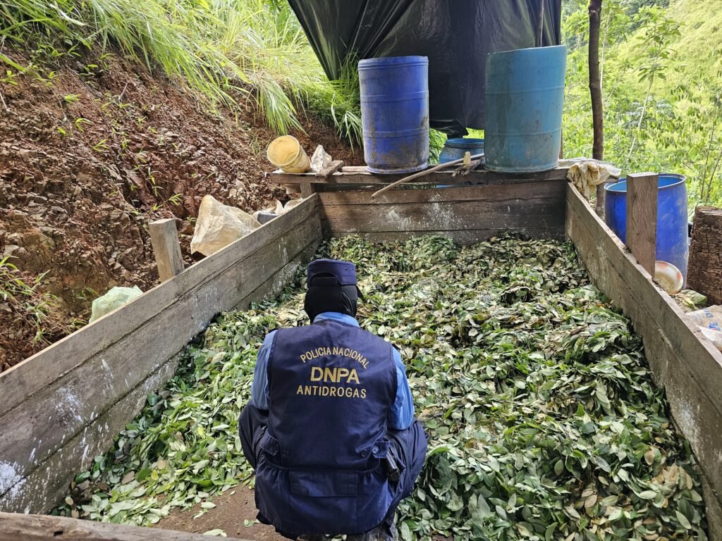 Policía