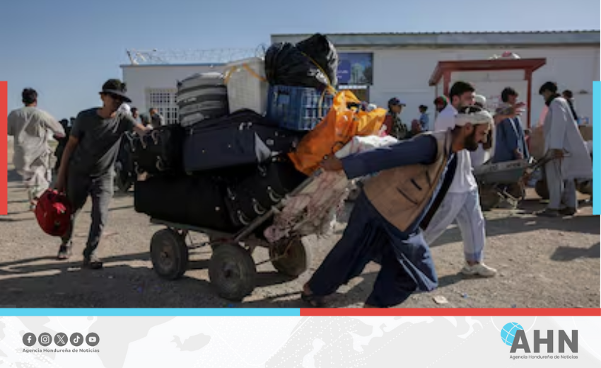 Organización de Migraciones advierte retornos masivos a Afganistán