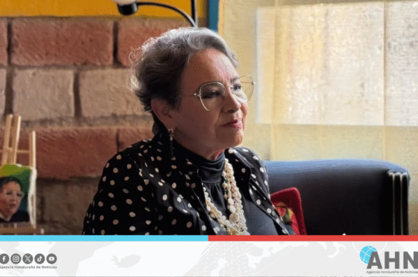 Ministra hondureña señala a líderes de la iglesia como instrumento de intereses opositores