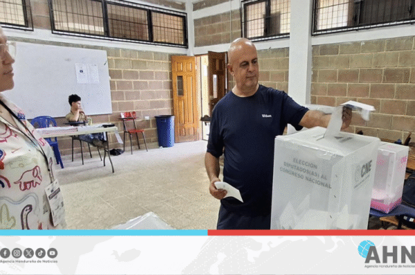 Consejo electoral hondureño inicia supervisión de centros de votación