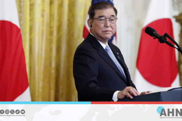 Japón exhorta al gobierno estadounidense ajustar aranceles  