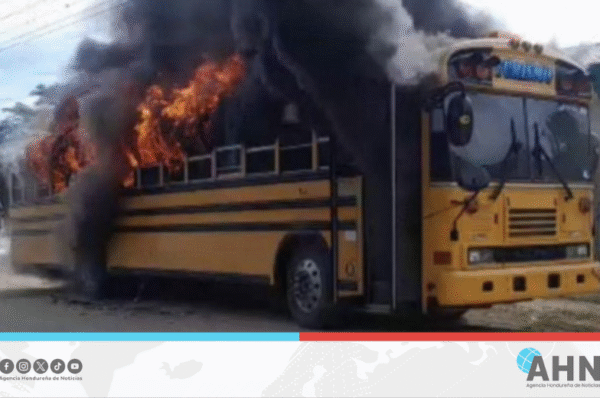 Partido Libre lamenta incidente ocurrido en vehículo que transportaba militantes a zona norte