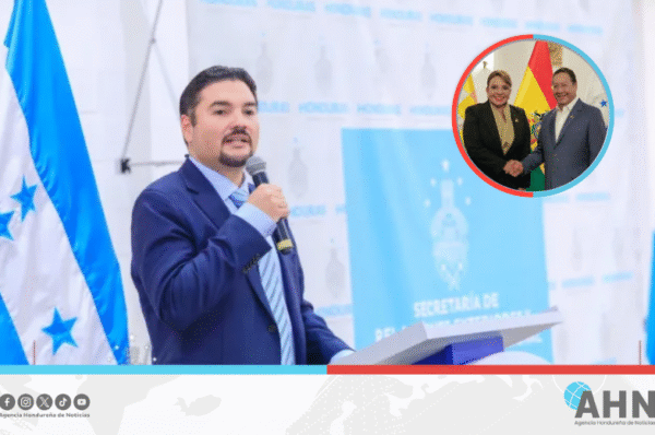 Canciller de Honduras destaca liderazgo de Presidenta Castro en Bolivia