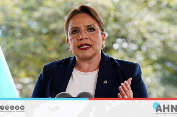 Presidenta Castro agradece solidaridad con expresidente Zelaya ante advertencia de atentado