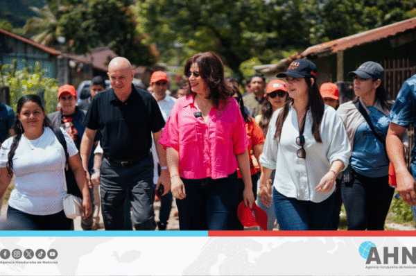 Abogada Rixi Moncada anuncia que movilización del Partido Libre será en norte de Honduras