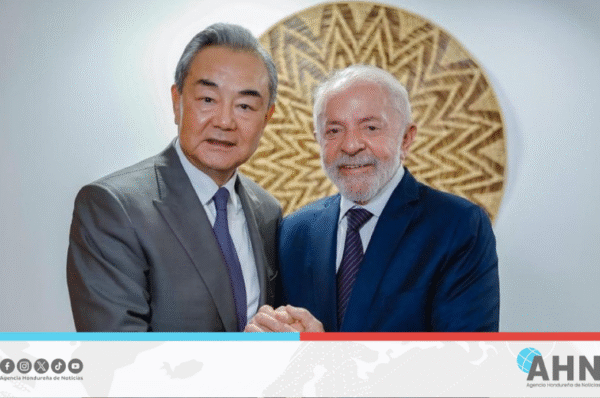 China rechaza injerencia externa en asuntos internos de Brasil