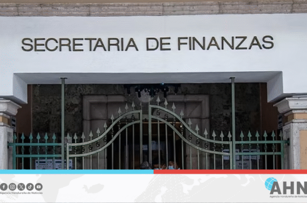 Finanzas de Honduras transfiere 346.5 millones de lempiras a 186 alcaldías