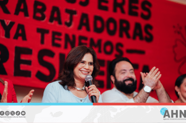 Defender derechos laborales de mujeres maquiladoras hondureñas promete abogada Rixi Moncada