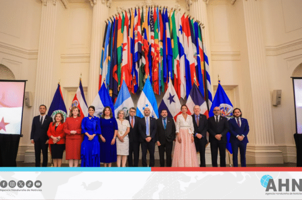 Honduras participa en conmemoración de independencia centroamericana en OEA