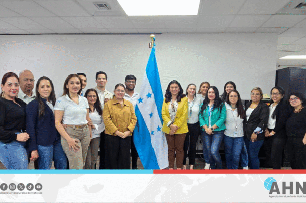 Refuerza Honduras servicios consulares con visita oficial a Houston