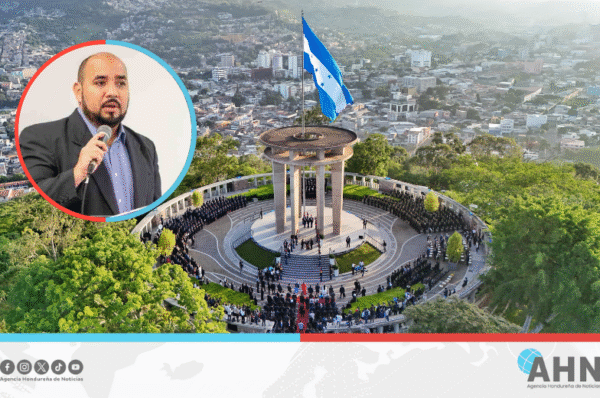 Secretario de Educación afirma que más de 23 mil centros educativos de Honduras participarán en festividades patrias