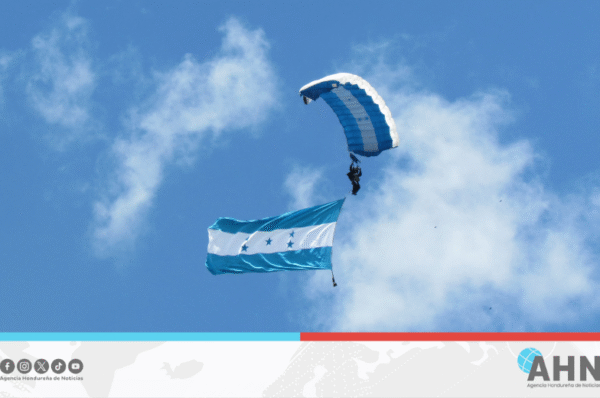 Paracaidistas celebrarán independencia patria en acto militar en Honduras