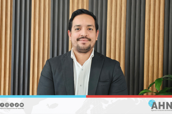 Historiador destaca propuesta para democratizar la economía en Honduras
