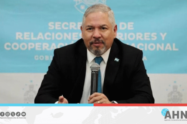 Excanciller hondureño condena declaraciones de congresista estadounidense
