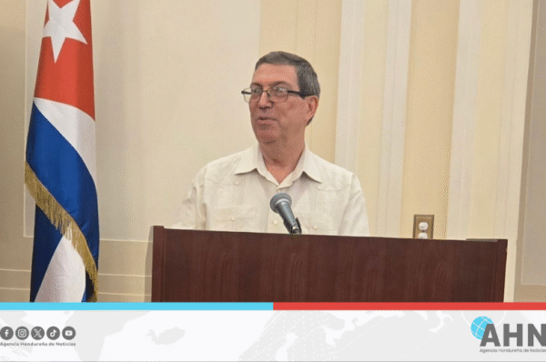 Cuba exhorta a preservar la paz y critica imposición imperialista
