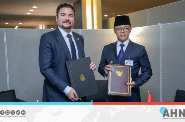 Honduras e Indonesia firman memorándum de supresión de visas